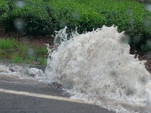 20130727_111732溢れた側溝