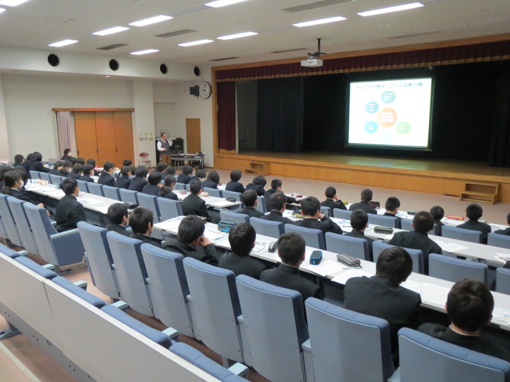 常葉菊川中学で授業